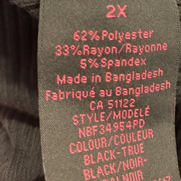 Comfy Black Pleated Dress - perfect for Wednesday Addams / Dark Academia vibes! - Picture 5 of 6